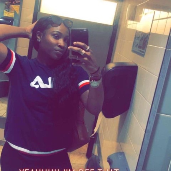 Meet your Posher, Chasity - Picture 1 of 1